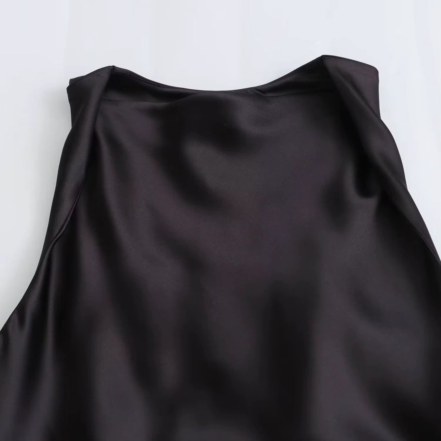 Satin Ruched O-Neck Sleeveless Long Dress