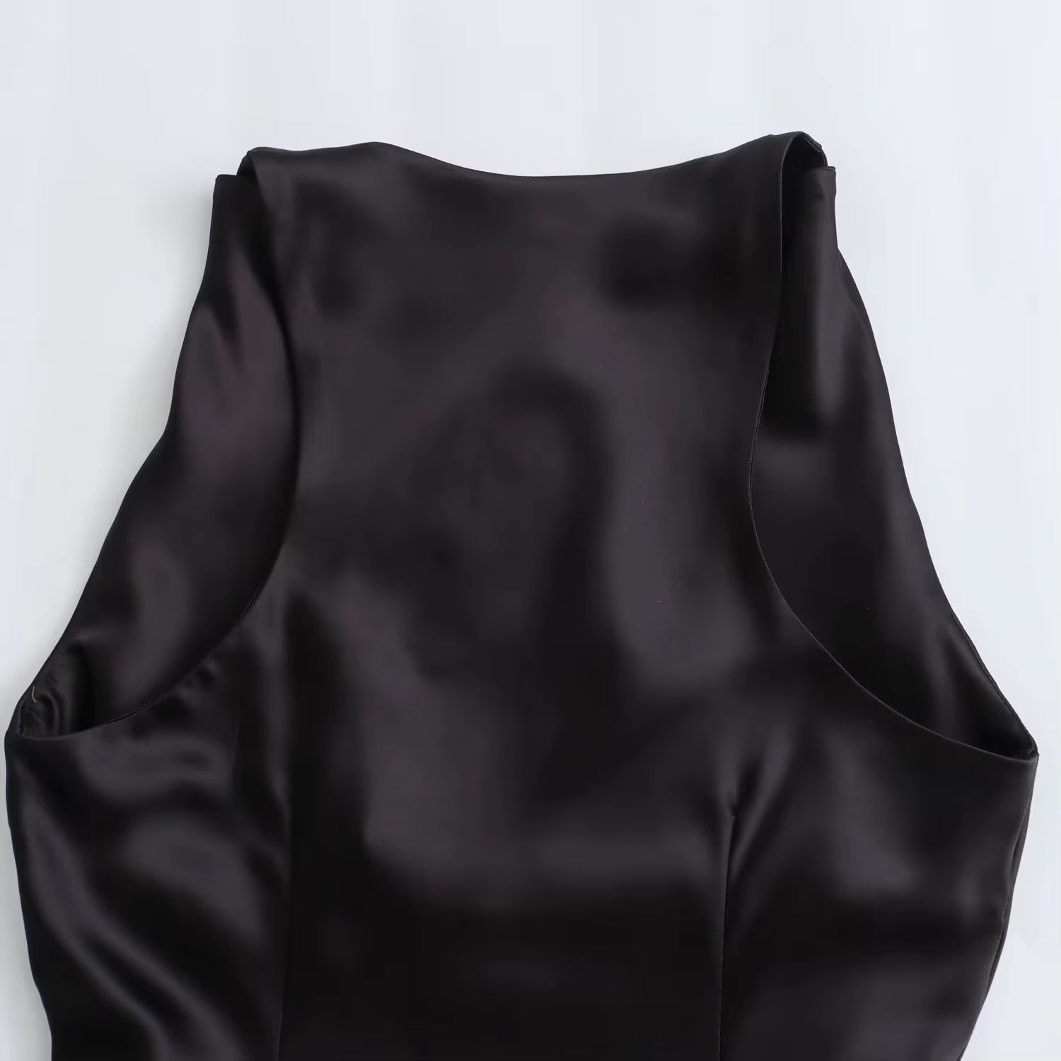 Satin Ruched O-Neck Sleeveless Long Dress