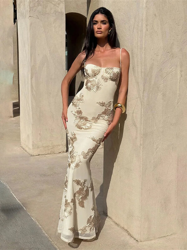 Floral Embroidery V-Neck Backless Maxi Dress